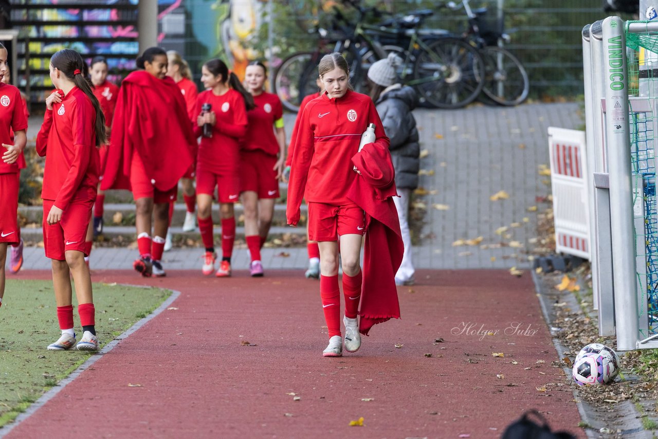 Bild 252 - wCJ Eimsbuettler TV - FC Rosengarten : Ergebnis: 2:0